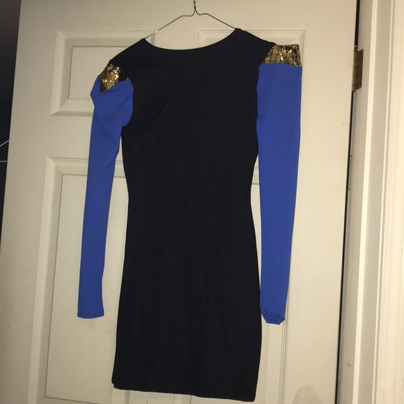 Dress - Picture 4 of 4